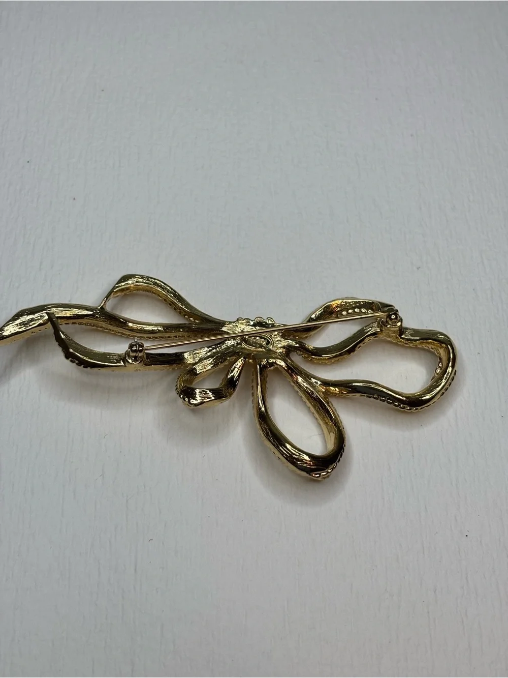 Vintage Trifari Gold Tone Bow Brooch Pin